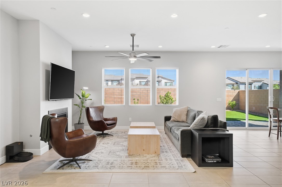 10404 Vista Argento Avenue Property Photo 12