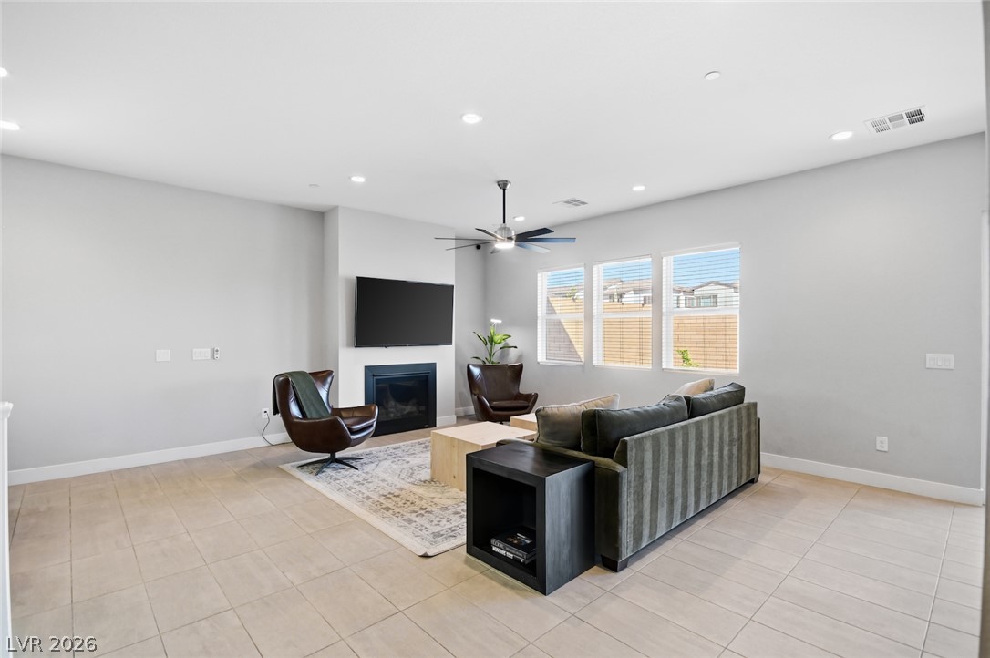10404 Vista Argento Avenue Property Photo 13