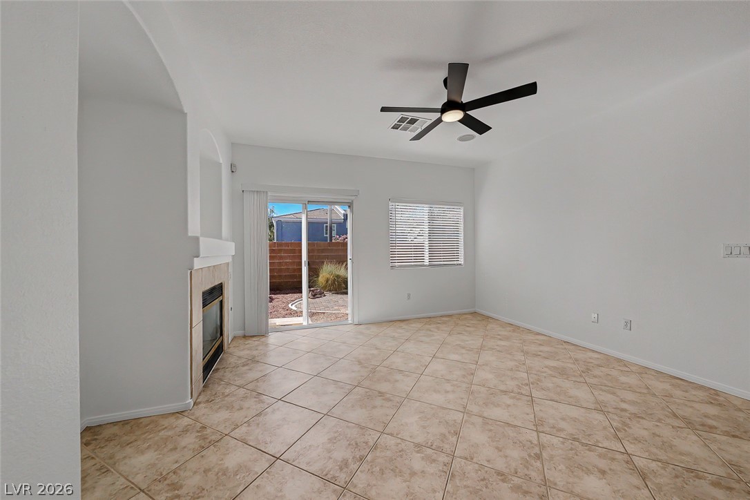 259 Queens Court Property Photo 6