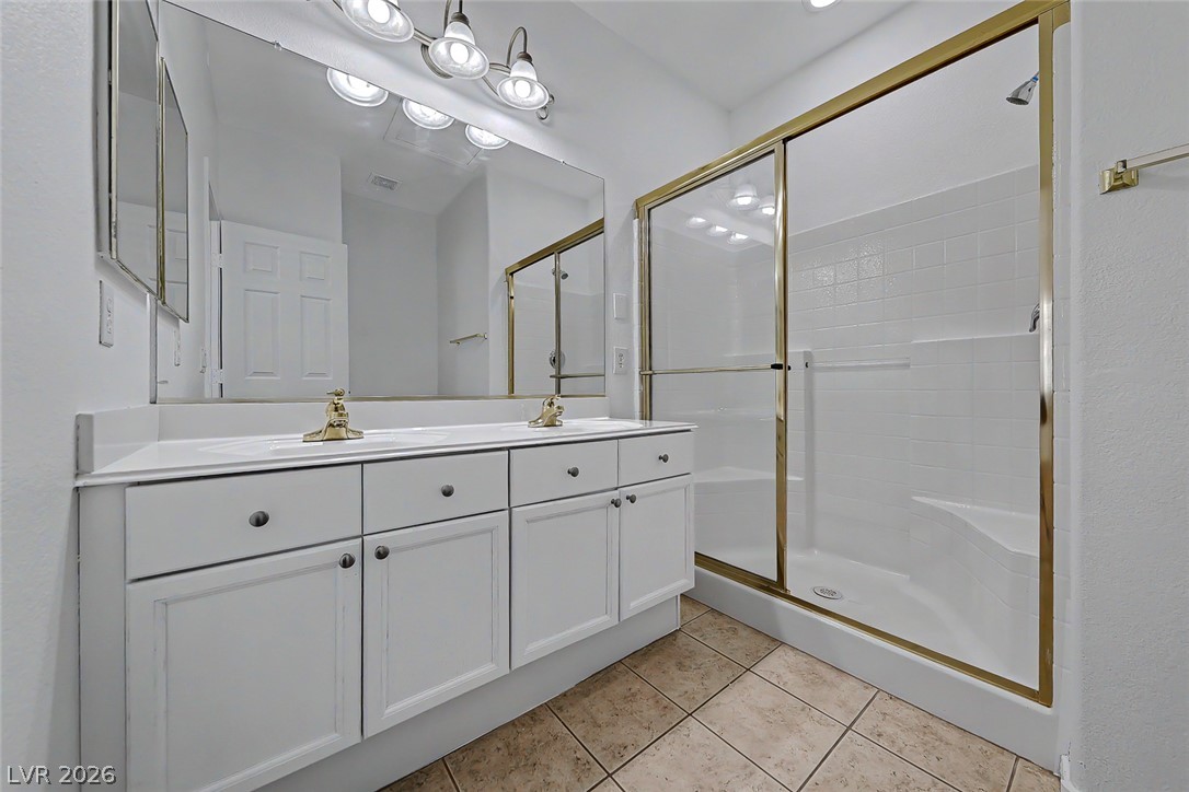 259 Queens Court Property Photo 16