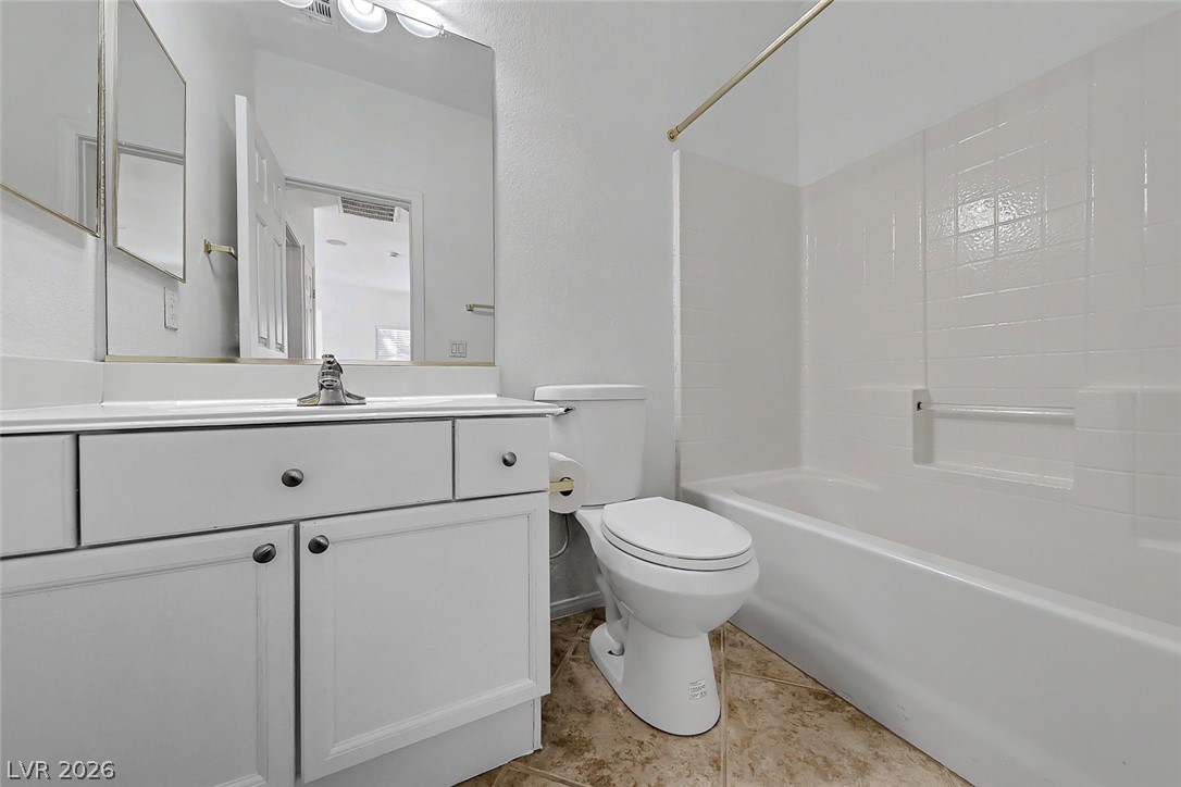 259 Queens Court Property Photo 18