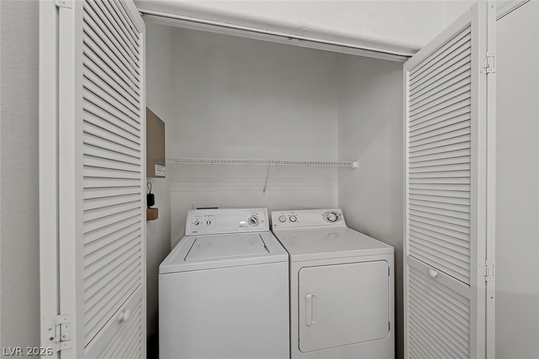 259 Queens Court Property Photo 19