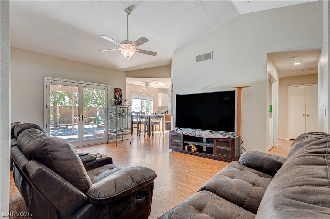 4605 Rachel Ann Avenue Property Photo 8