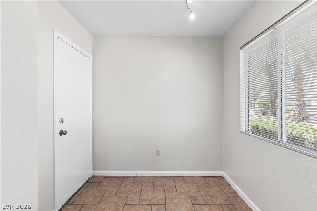 9408 Yucca Blossom Drive Property Photo 10
