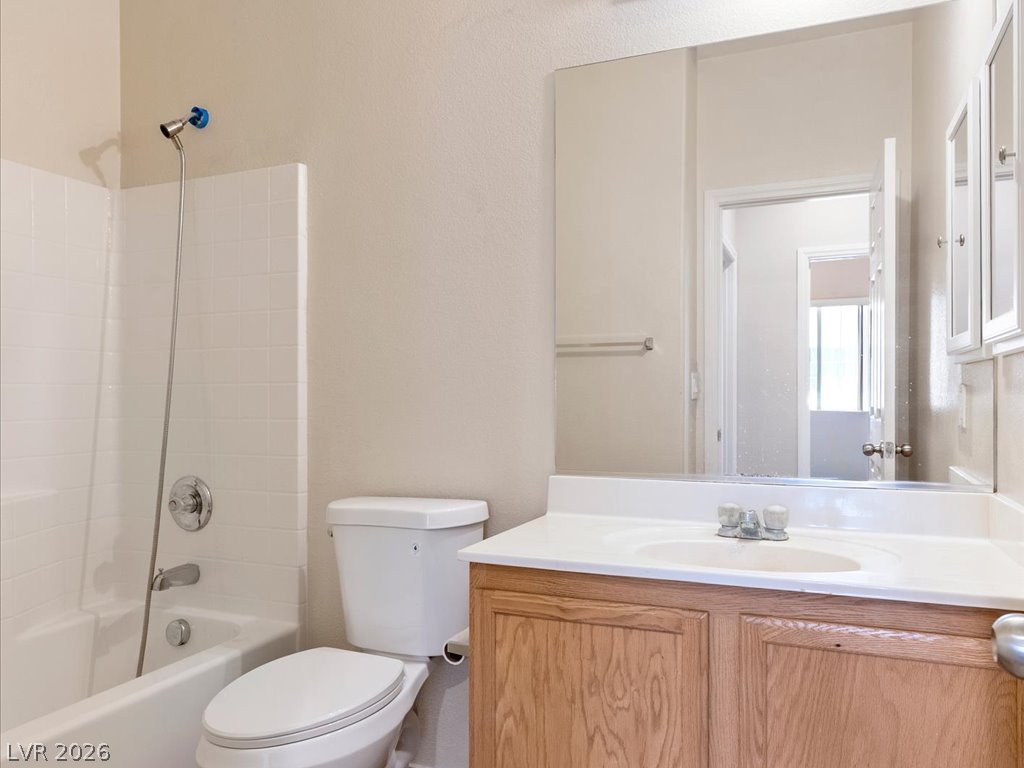 1732 Mizzenmast Avenue Property Photo 14