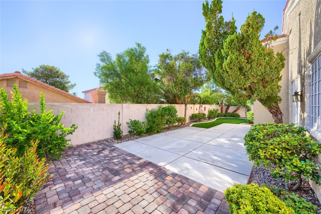 1620 Shadow Dancer Street Property Photo 31