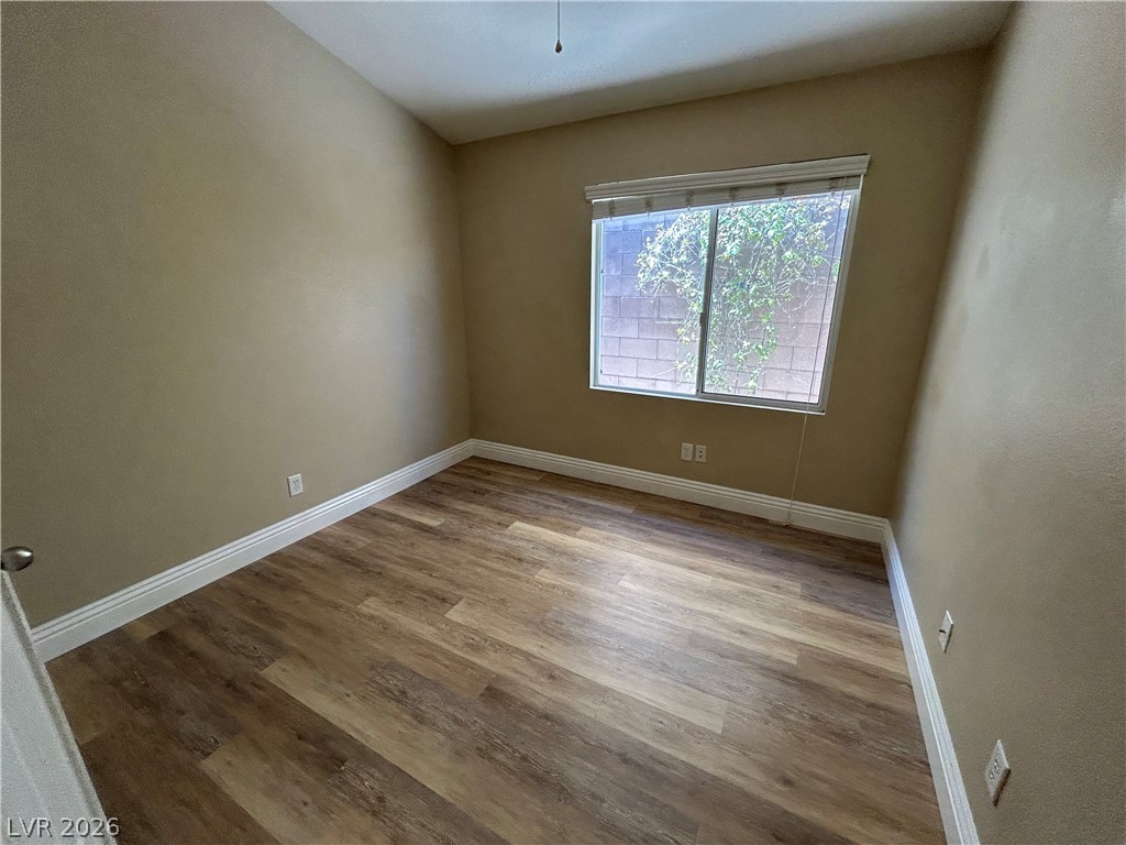 10404 Horseback Ridge Avenue Property Photo 15