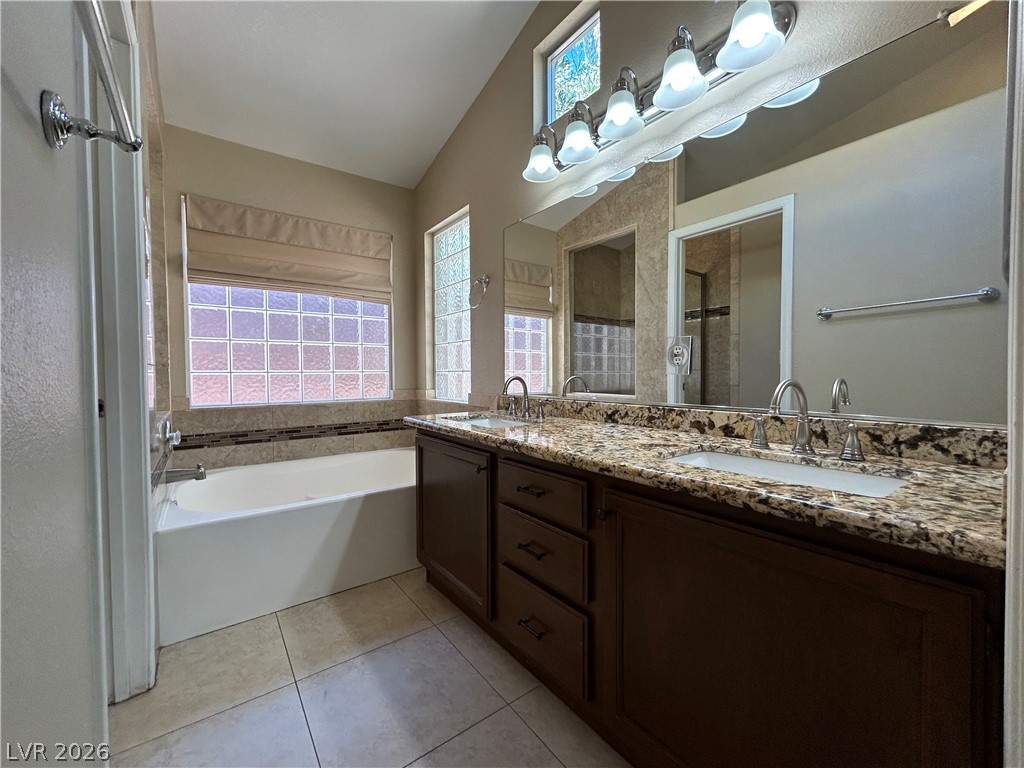 10404 Horseback Ridge Avenue Property Photo 20