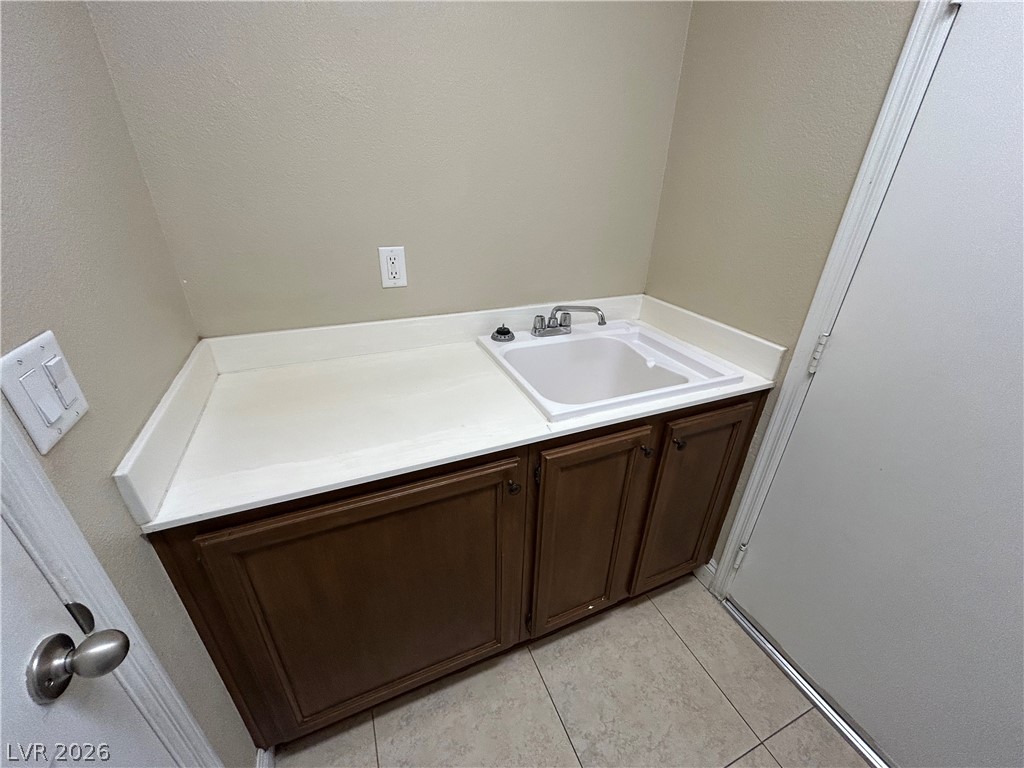 10404 Horseback Ridge Avenue Property Photo 23
