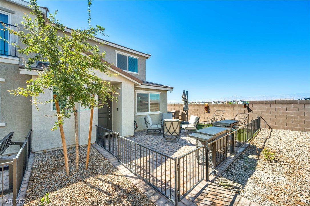 2594 Canary Yellow Court Property Photo 1