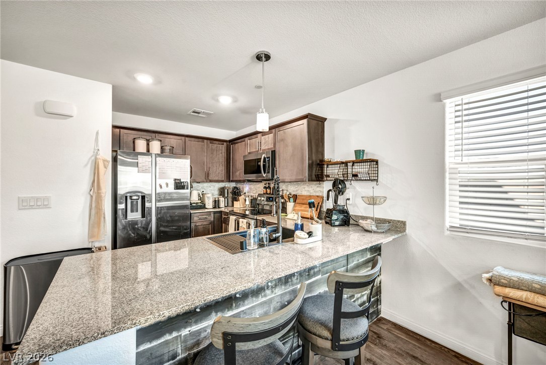 2594 Canary Yellow Court Property Photo 11