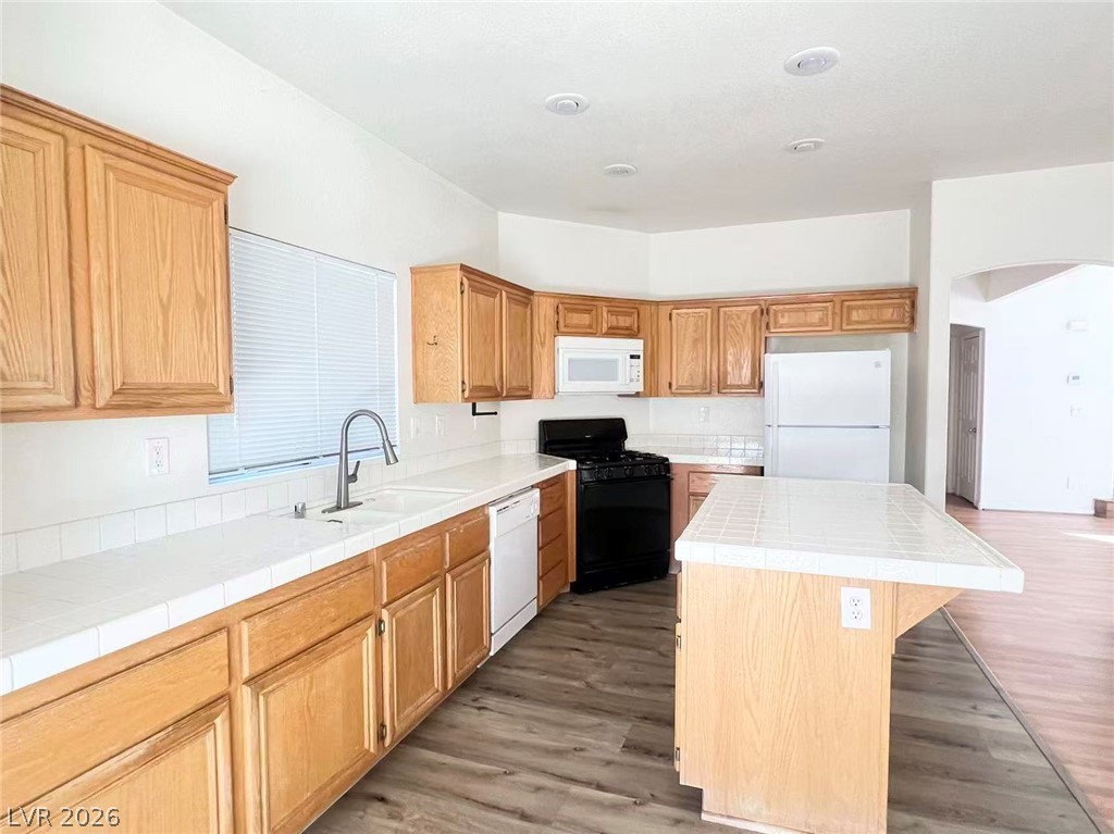 7941 Blue Brook Drive Property Photo 6