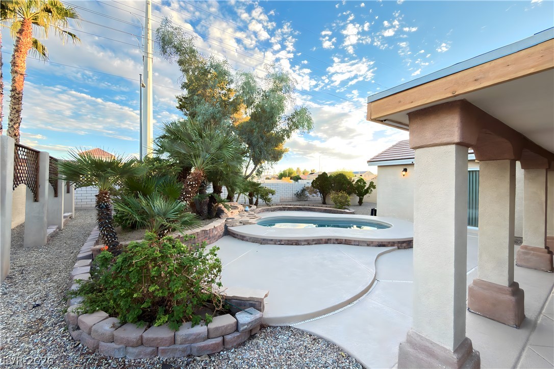 443 Compo Avenue Property Photo 3