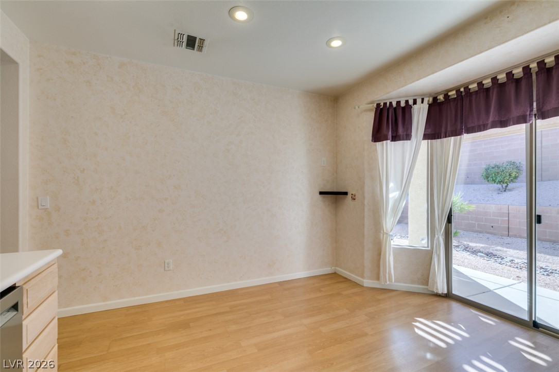 1821 Mountain Ranch Avenue Property Photo 9