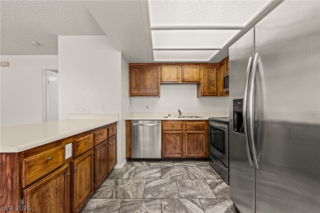 409 Mesa Boulevard 102 Property Photo 6