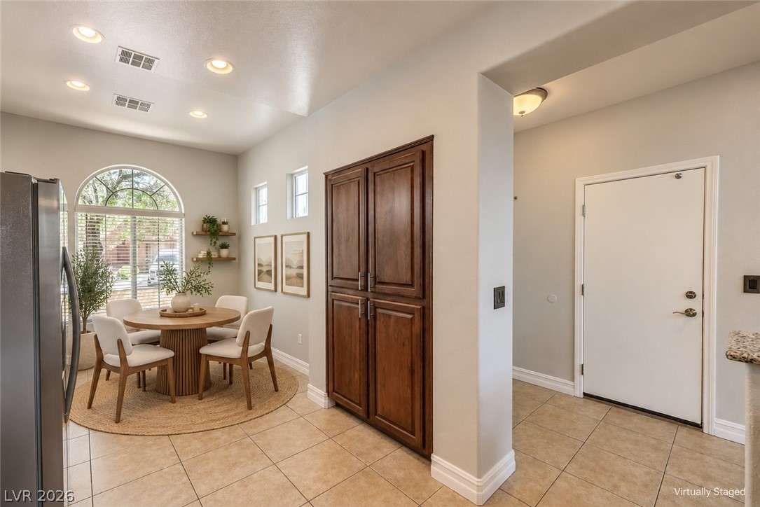10731 Drake Ridge Avenue Property Photo 10