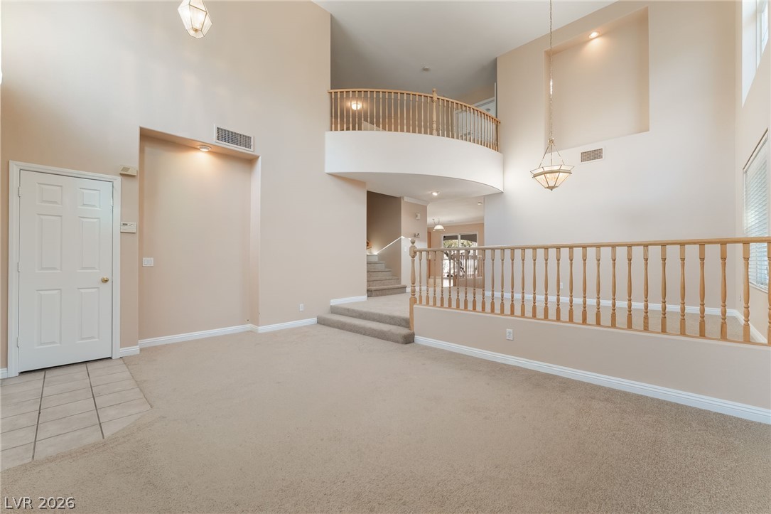 884 Sweeping Vine Avenue Property Photo 6