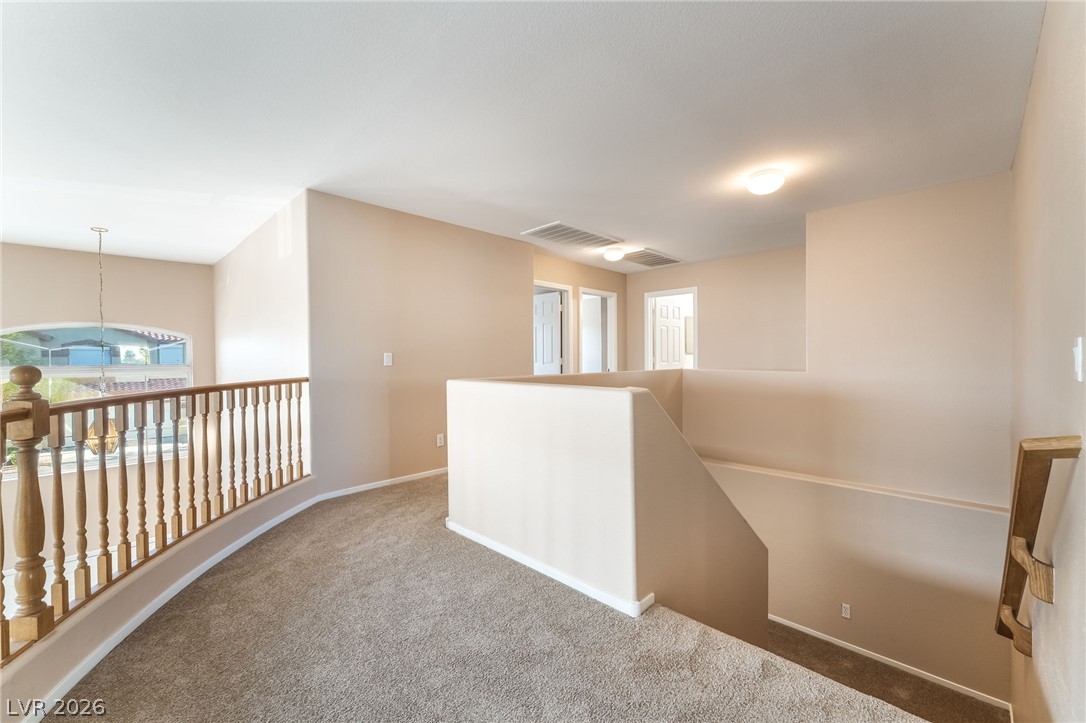 884 Sweeping Vine Avenue Property Photo 17