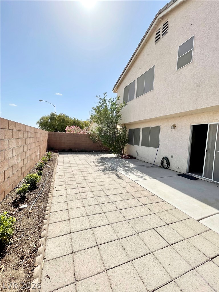 9572 Meridian Park Avenue Property Photo 17