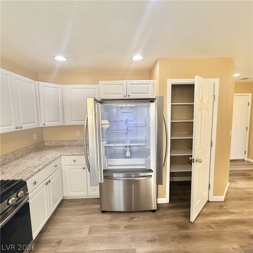 10437 Concetta Avenue Property Photo 8