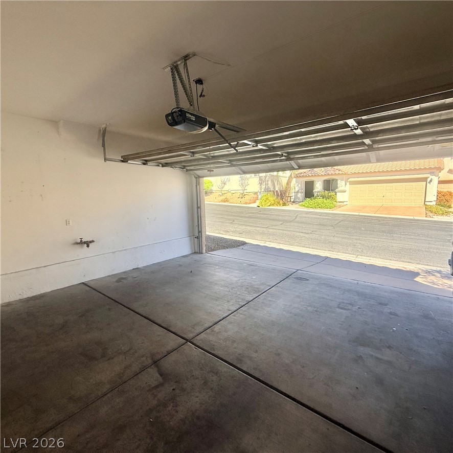 10437 Concetta Avenue Property Photo 28