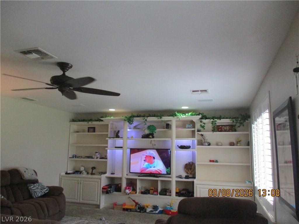 7670 Maverick Street Property Photo 8