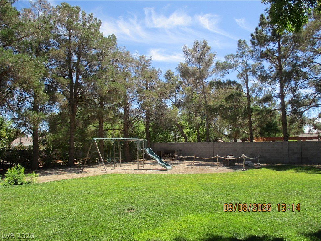 7670 Maverick Street Property Photo 13