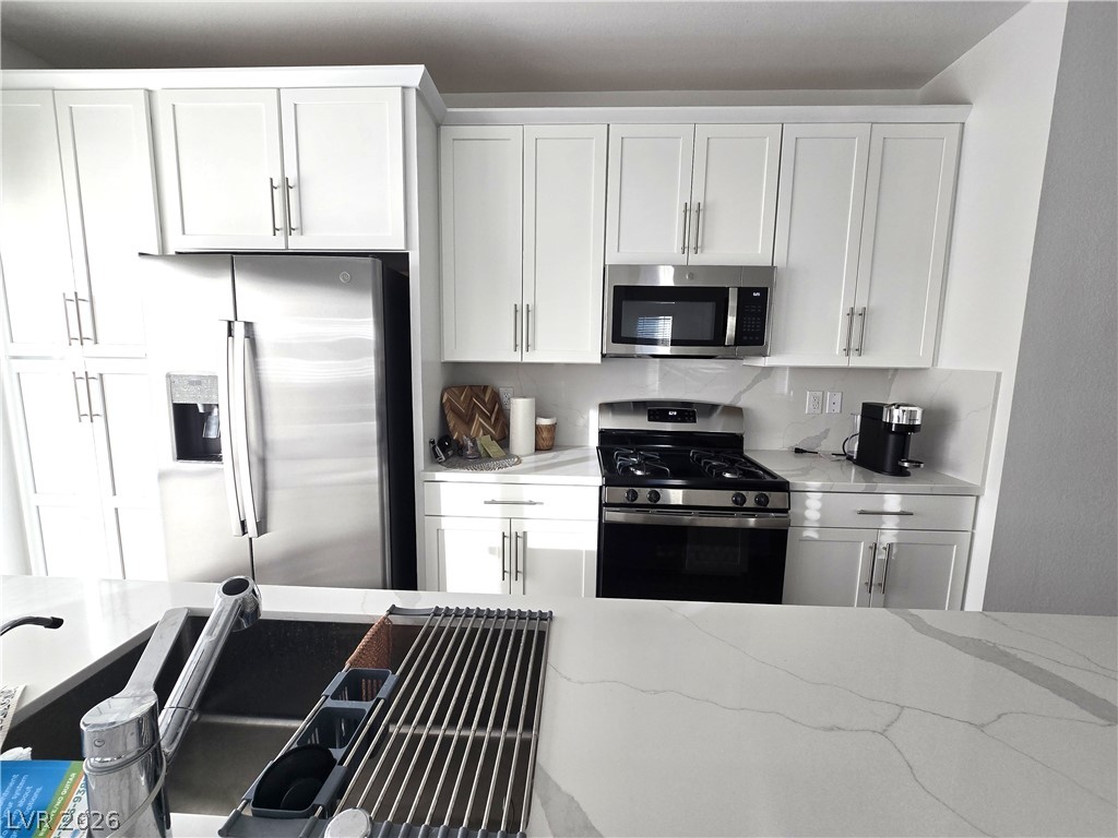 12540 Alpine Creek Place Property Photo 11