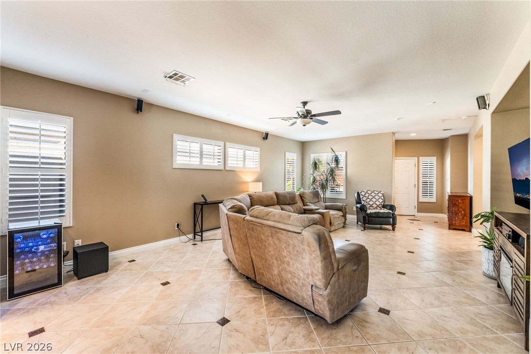 7213 Gran Paradiso Drive Property Photo 11