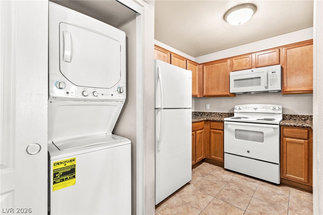 7720 Secret Shore Drive 202 Property Photo 10