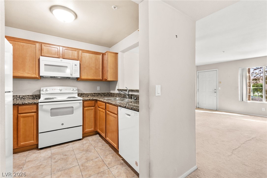 7720 Secret Shore Drive 202 Property Photo 11