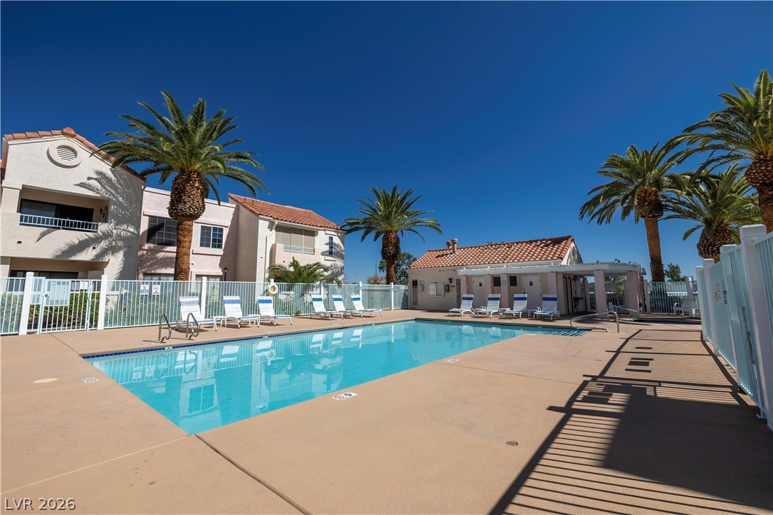 4847 South Torrey Pines Drive 102 Property Photo 18