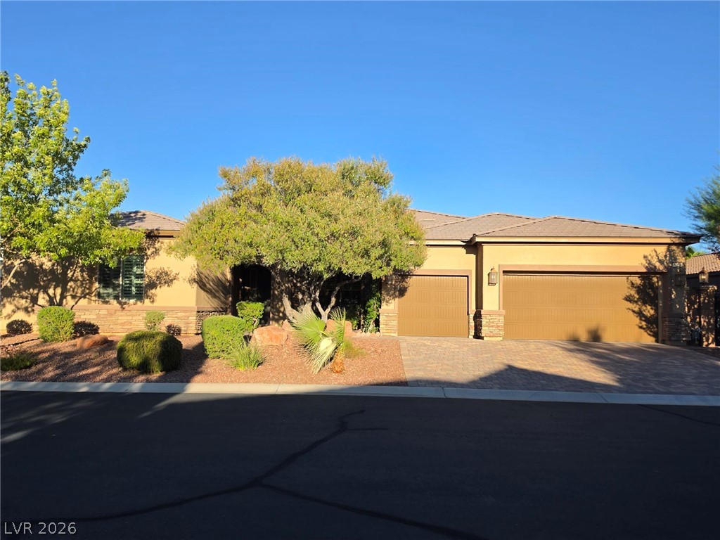 4260 Helena Cove Court Property Photo 1