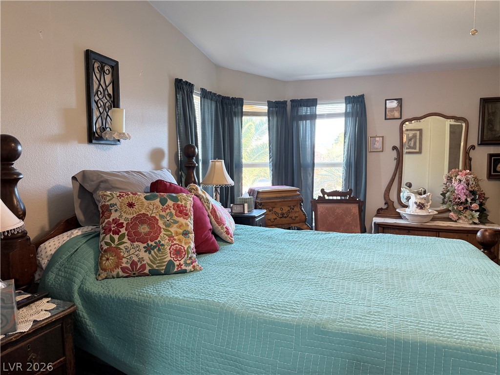 1661 Bridger Street Property Photo 13