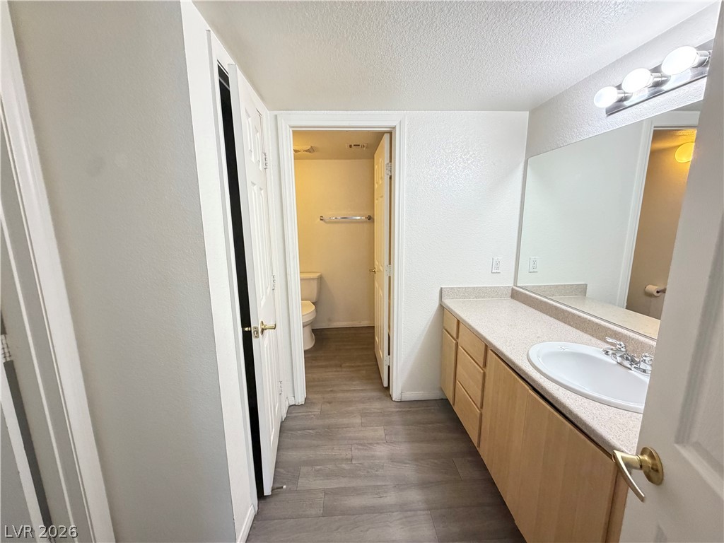 6955 North Durango Drive 2034 Property Photo 10