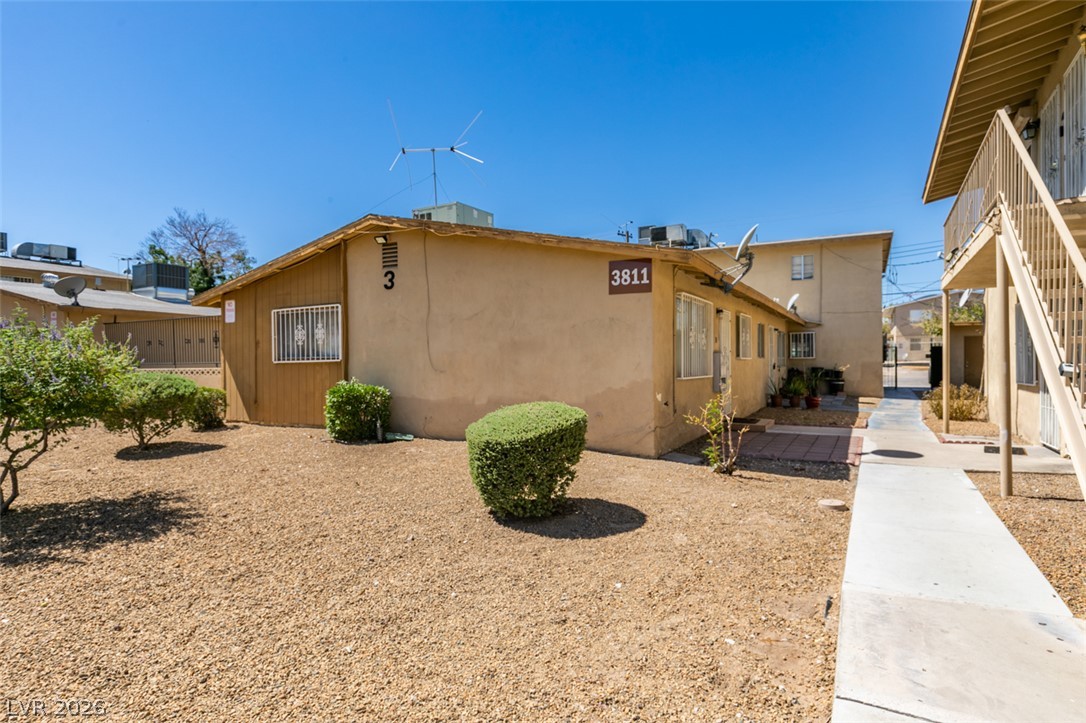 3811 Daisy Street 35 Property Photo 2