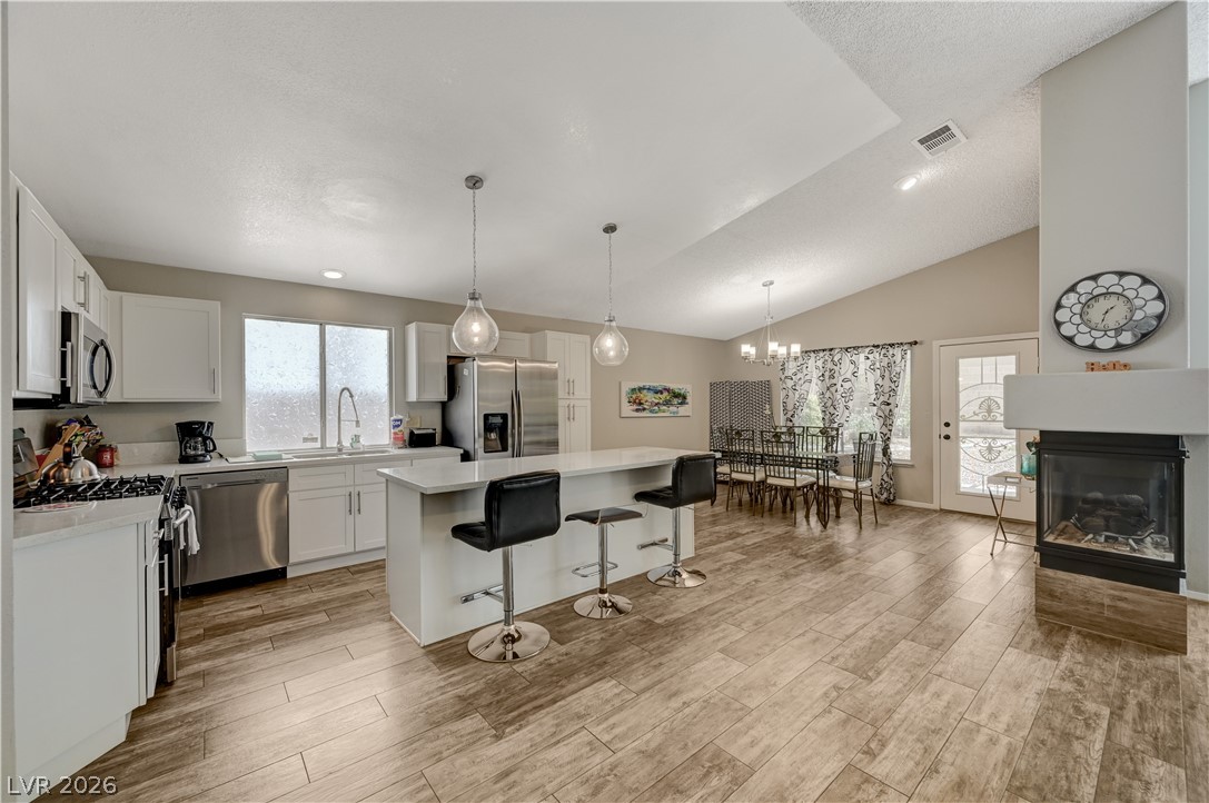 2817639 Property Photo 3
