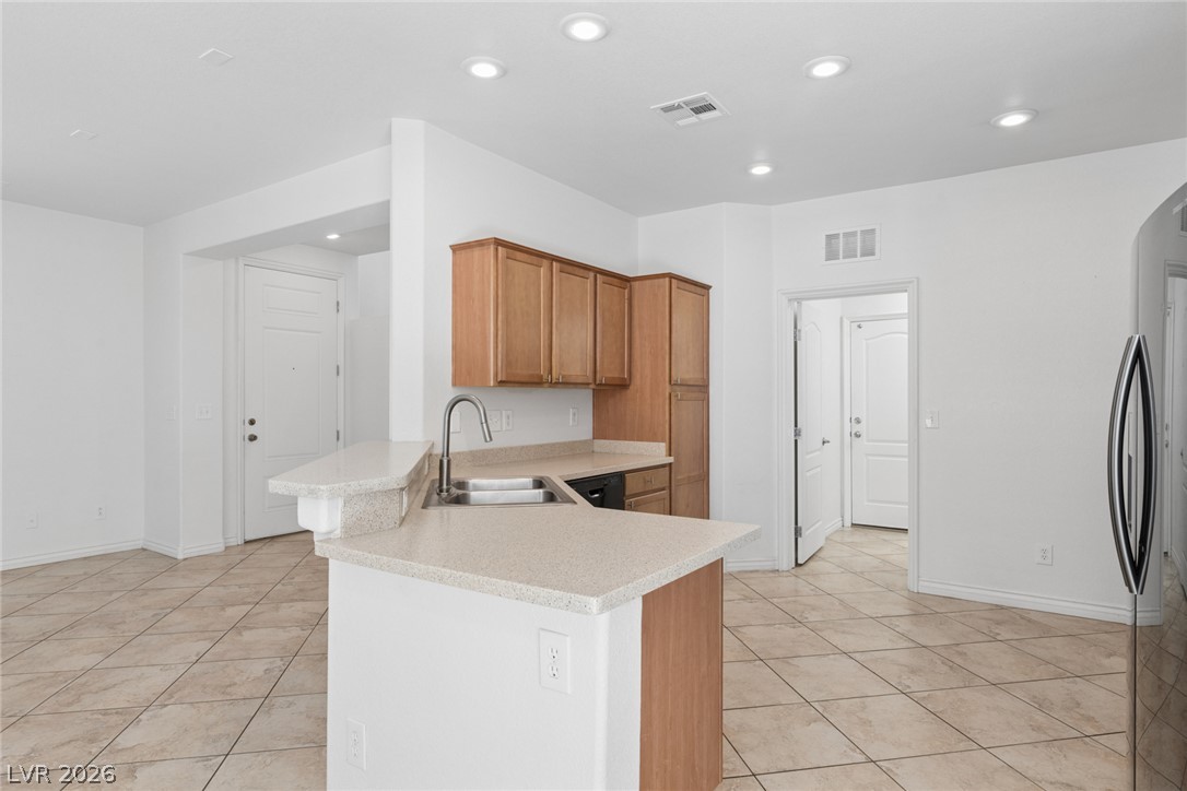 9719 Aleutian Street Property Photo 8
