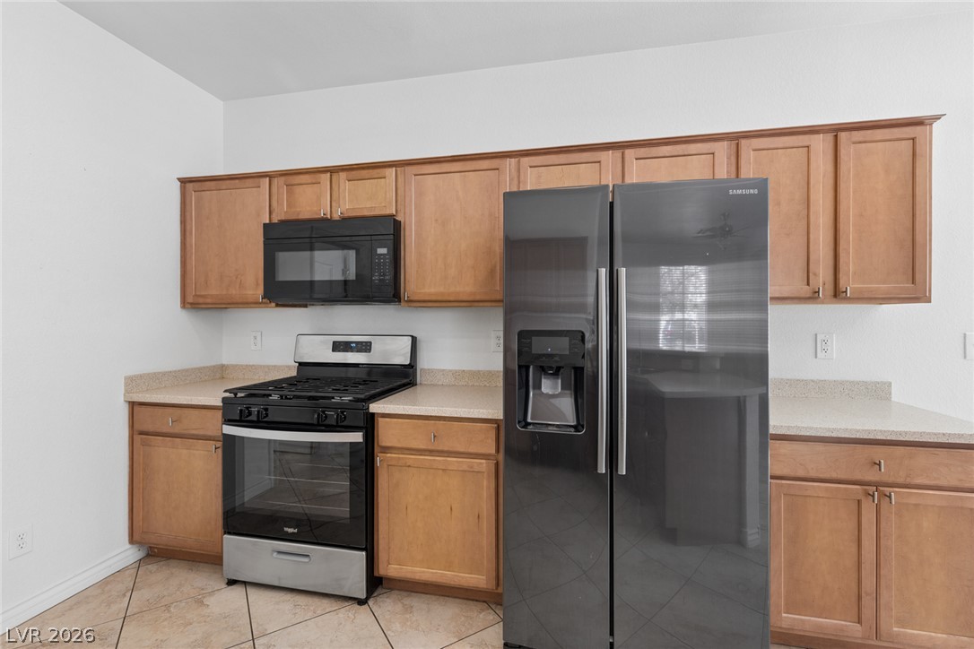 9719 Aleutian Street Property Photo 10
