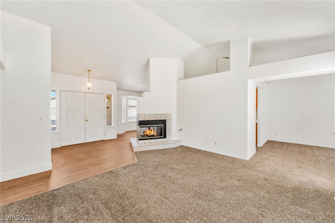 4904 Spring Falls Way Property Photo 4
