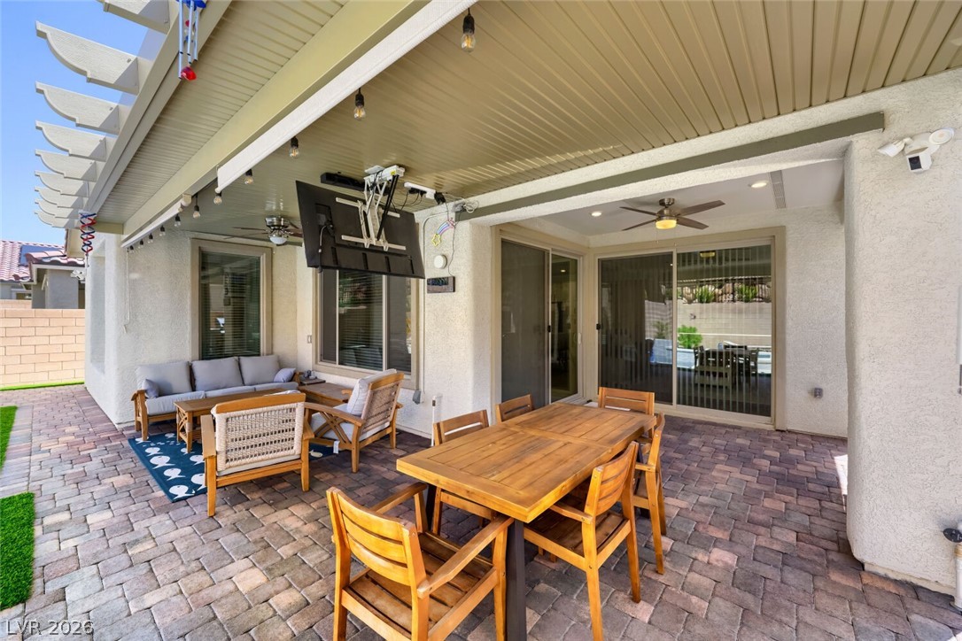 6467 Tavolara Street Property Photo 22
