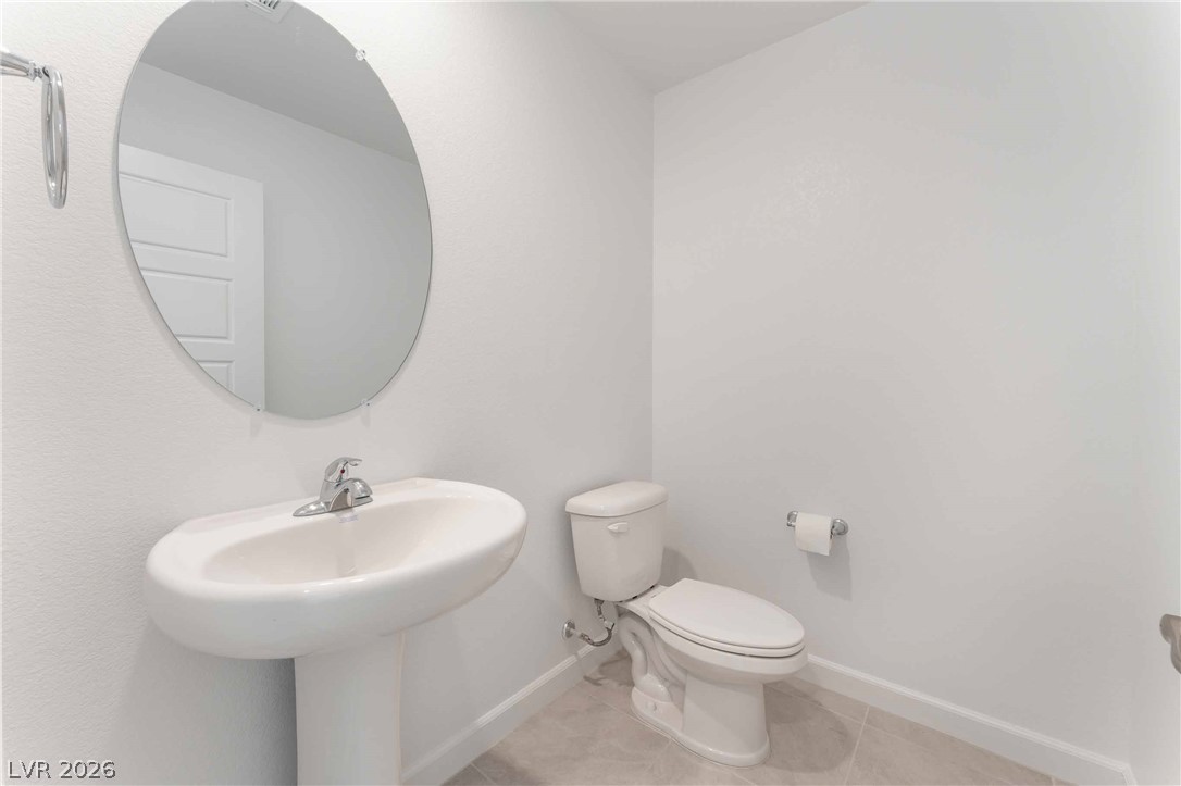 871 Watford Place Property Photo 6