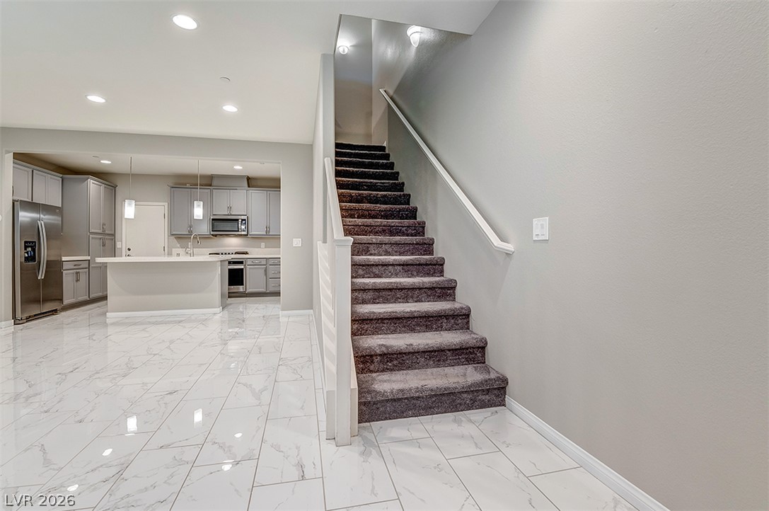 73 Alamere Falls Drive 73 Property Photo 5