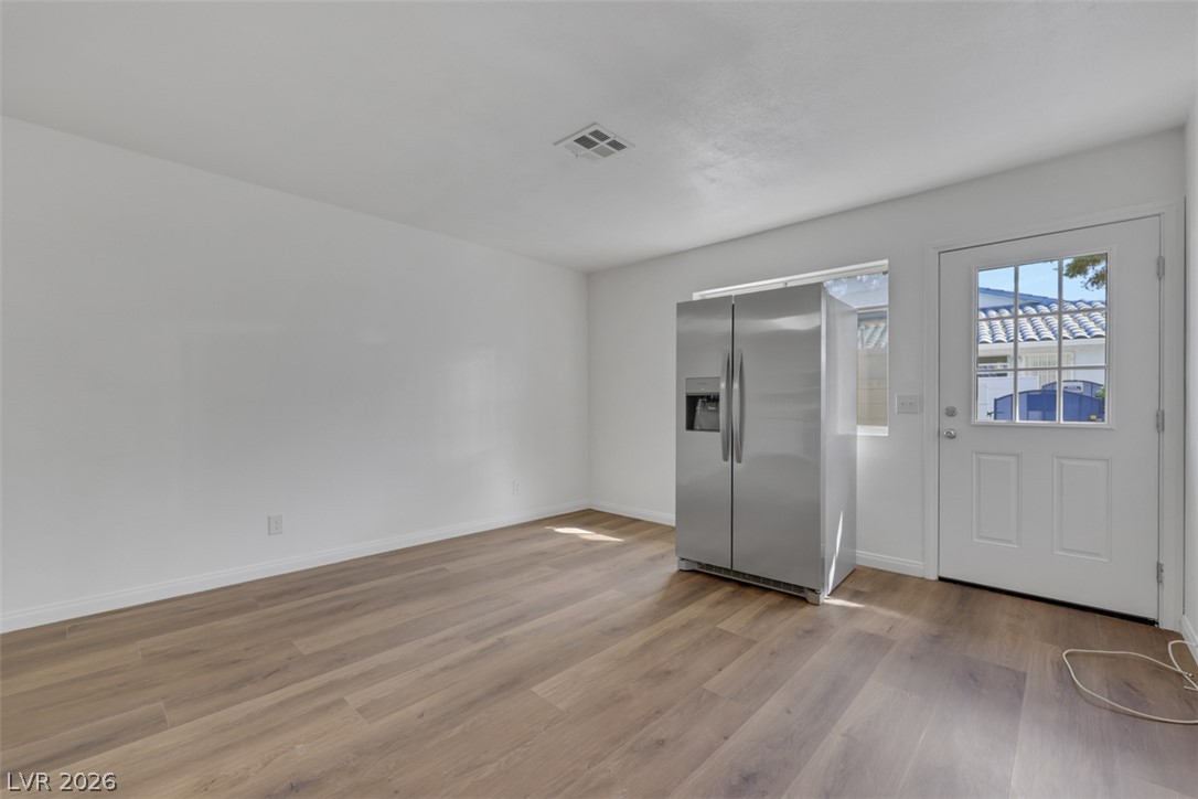 2137 Petersham Court C Property Photo 6