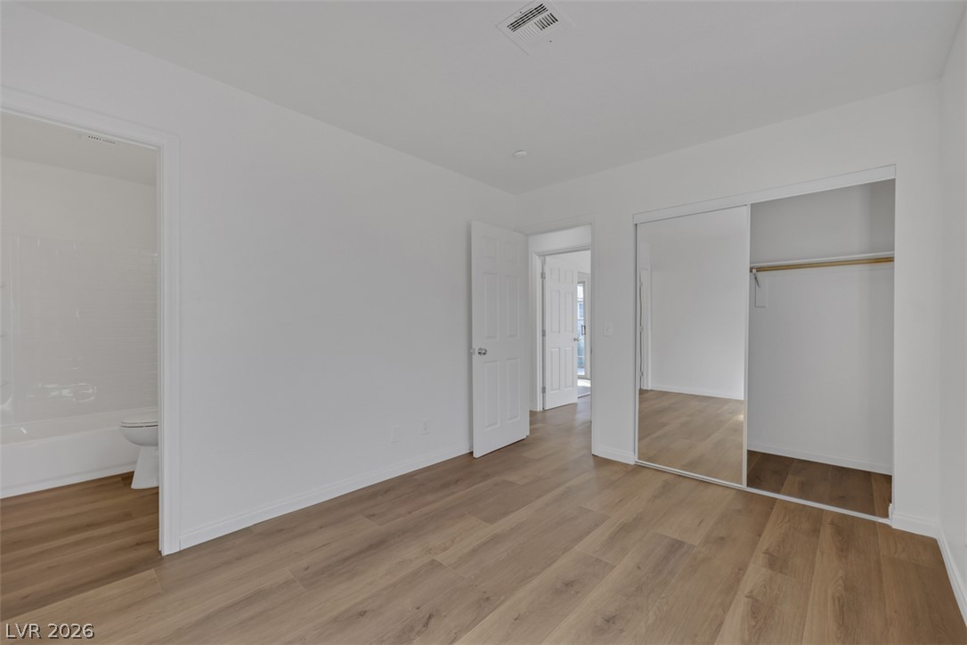 2137 Petersham Court C Property Photo 24