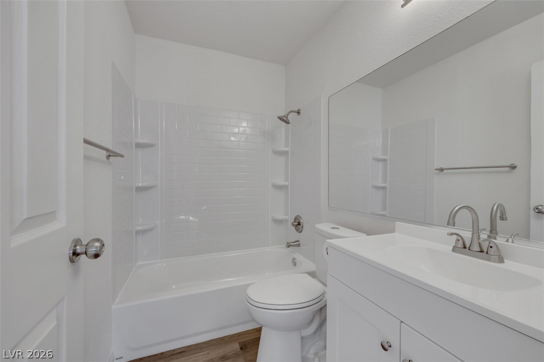 2137 Petersham Court C Property Photo 26