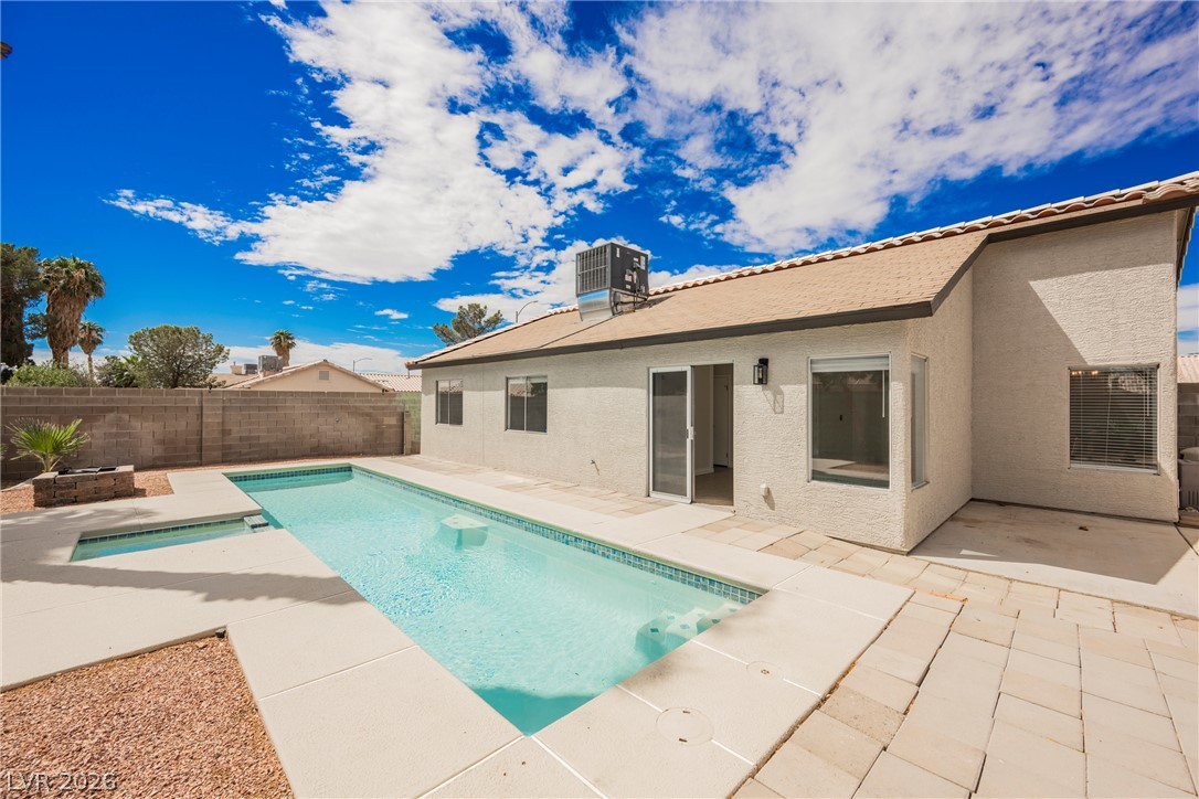 5102 Del Shannon Street Property Photo 3