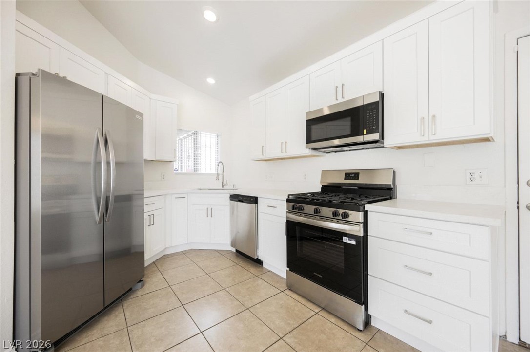 5102 Del Shannon Street Property Photo 4