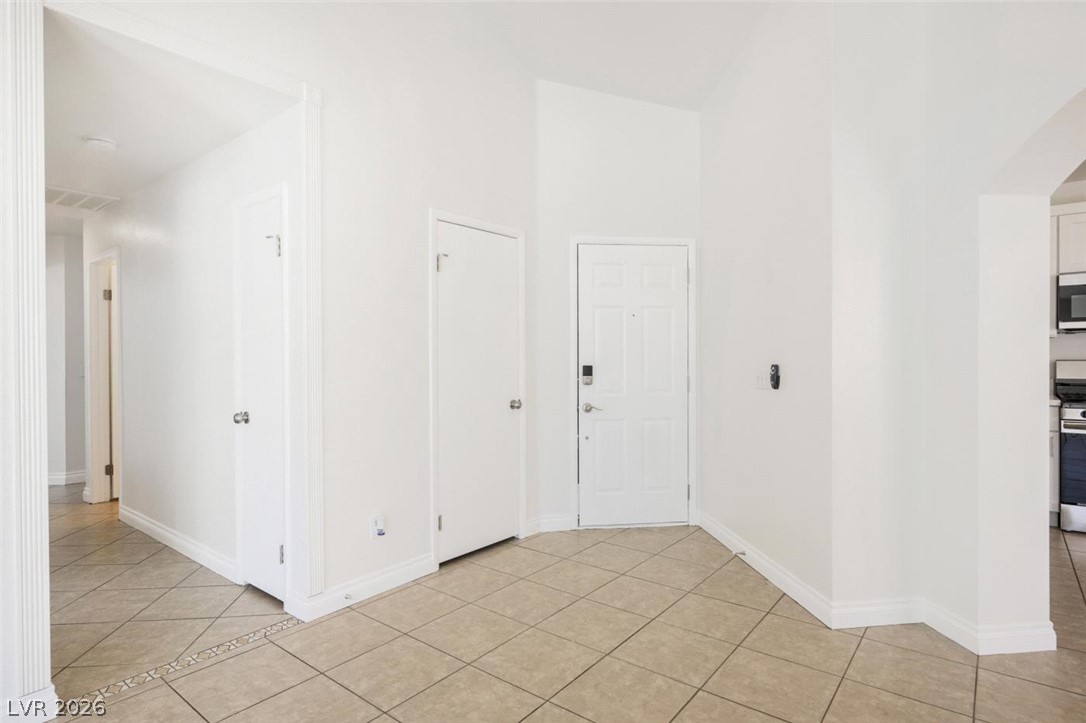 5102 Del Shannon Street Property Photo 12