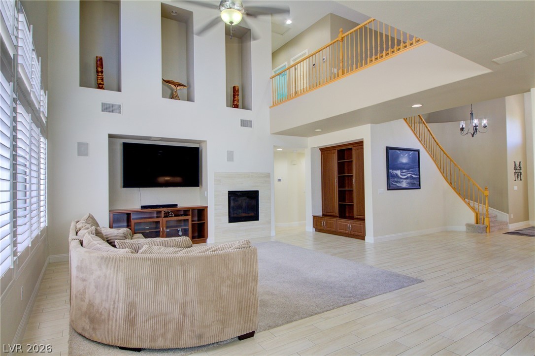 8925 Monte Oro Drive Property Photo 10